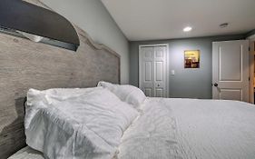 Modern Dc Apartment About 6 Mi To National Mall!